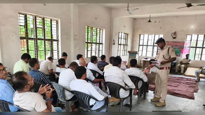 मधेपुरा में शिक्षकों और अधिकारियों को अग्नि सुरक्षा का दिया गया प्रशिक्षण, बचाव के उपायों से कराया अवगत