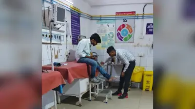 जमुई में पॉलिटेक्निक कॉलेज के पास बाइक अनियंत्रित होकर पलटी, युवक घायल