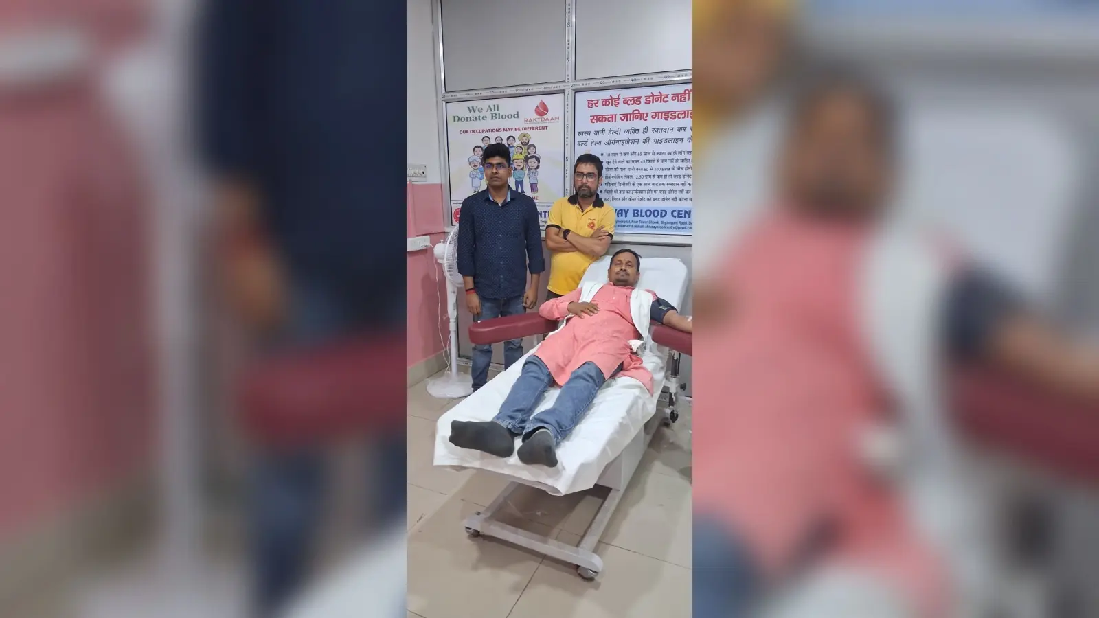 घायल के इलाज के लिए भाजपा नेता कृष्ण कुमार गुप्ता ने 13वीं बार किया रक्तदान
