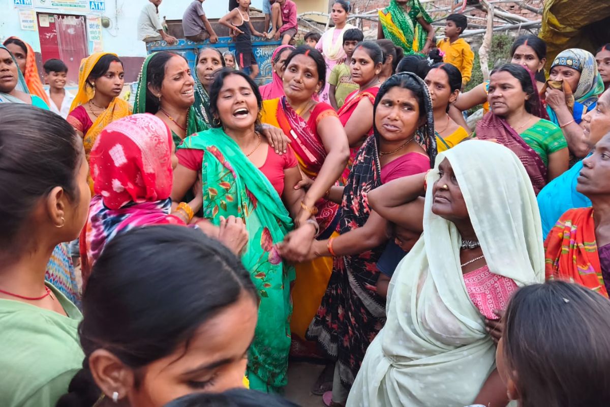 कैमूर में कोचिंग विवाद में आठवीं के छात्र की गला दबाकर हत्या, आरोपी छात्र हिरासत में, गांव में पुलिस तैनात