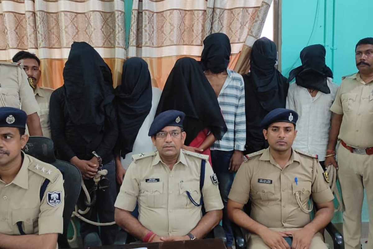 नालंदा पुलिस ने हथियार के बल पर ऑटो लूटने वाले अंतर-जिला गिरोह के 7 शातिर को किया गिरफ्तार; 3 टेम्पू और बाइक बरामद