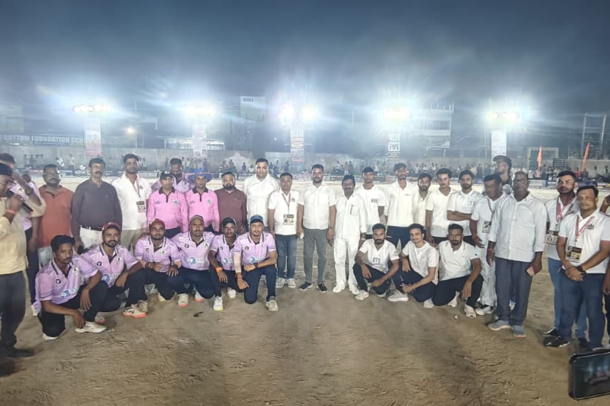 सासाराम में शंकर ट्रॉफी प्रीमियर लीग का चैंपियन बना अतुल इलेवन तिलौथू, फाइनल में गाजीपुर को 71 रनों से रौंदा