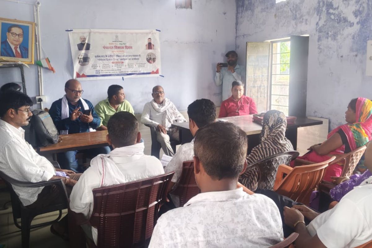 पंचायत दिवस पर सभी पंचायतों में ग्राम सभा, विकास योजनाओं की समीक्षा के साथ सुनी गई ‘मन की बात’