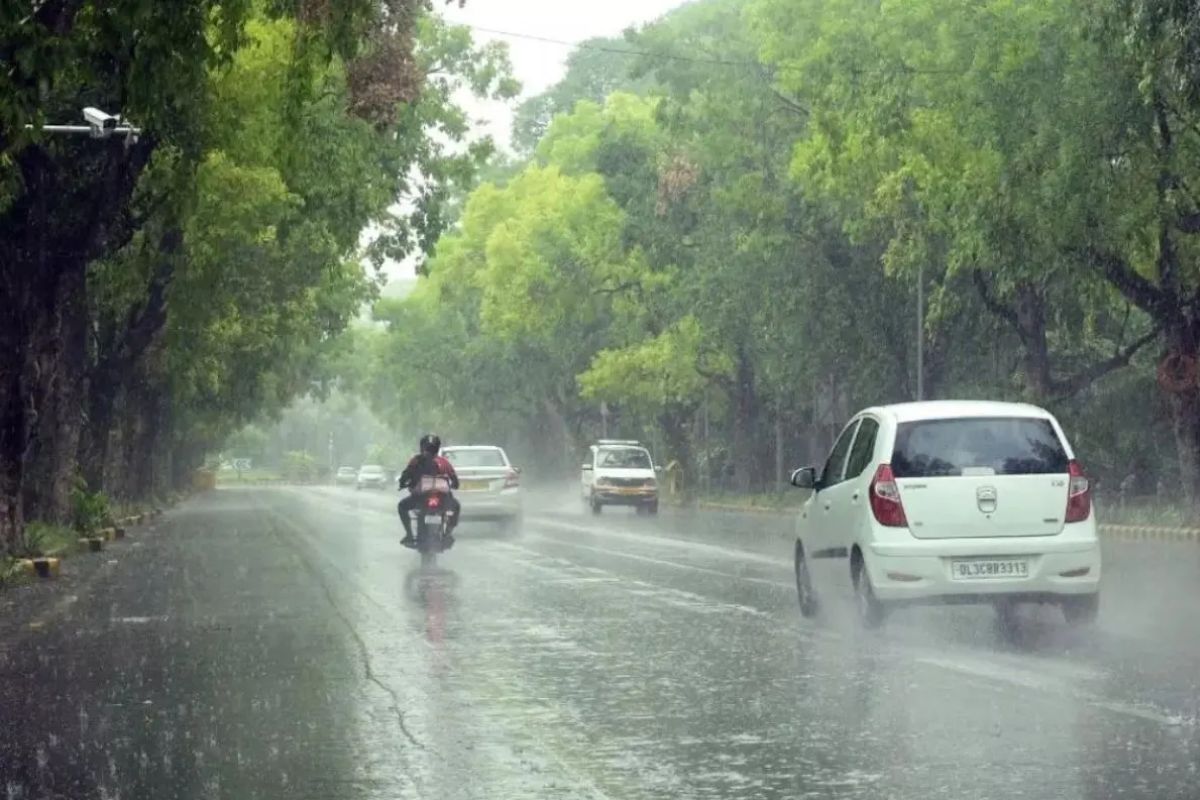 बिहार के इन जिलों में BWFS ने किया रेड अलर्ट जारी, झमाझम बारिश के साथ तूफान और वज्रपात