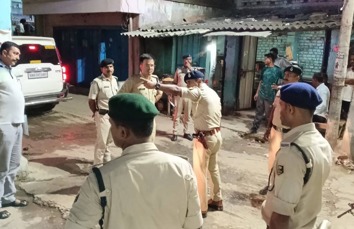 मनेर में मोहर्रम व सूफी महोत्सव को लेकर सिटी एसपी ने किया निरीक्षण, थाना अध्यक्ष को दिए कई निर्देश
