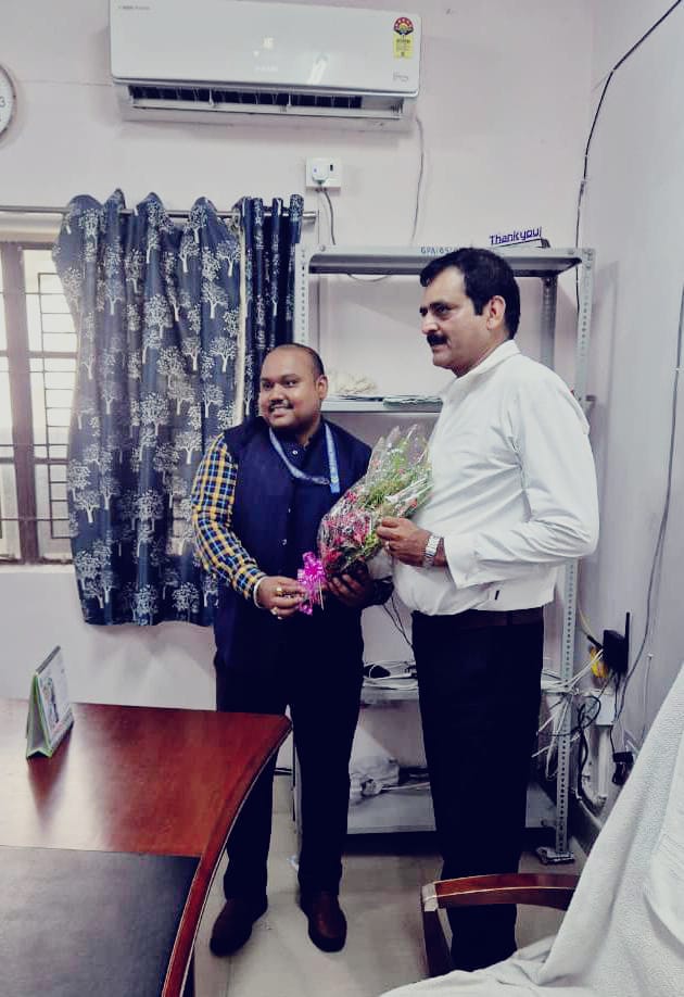राजकीय पॉलिटेक्निक अररिया में नवपदस्थापित प्राचार्य डॉ ठाकुर संजय कुमार ने संभाला कार्यभार