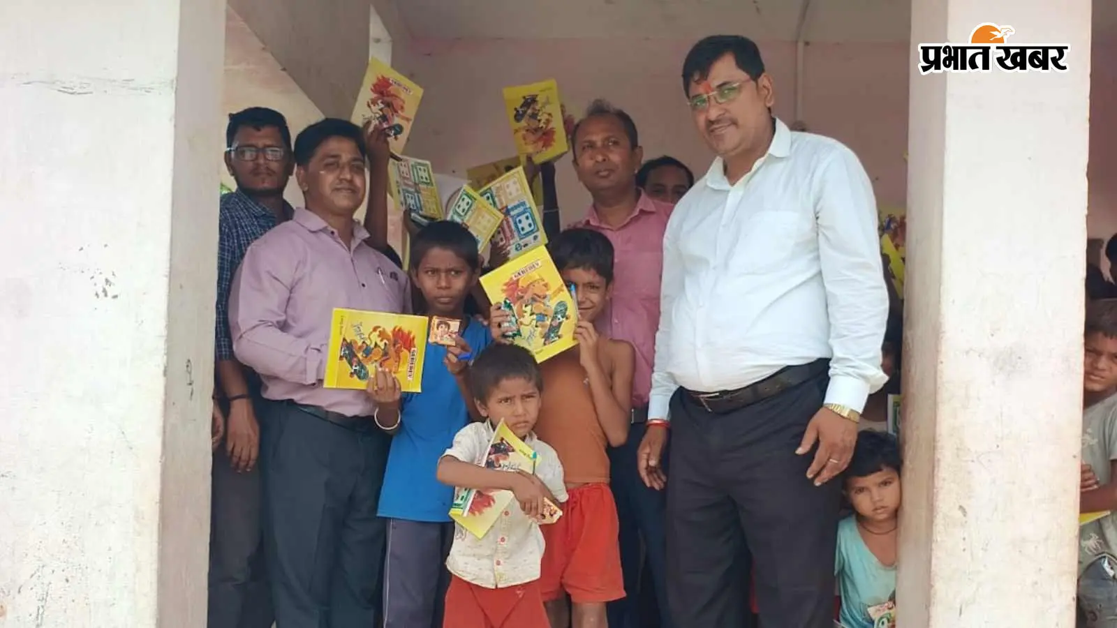 संदीप विश्वविद्यालय ने मनाया विश्व ग्रामीण विकास दिवस, नजदीकी गांवों में चलाया जागरूकता अभियान