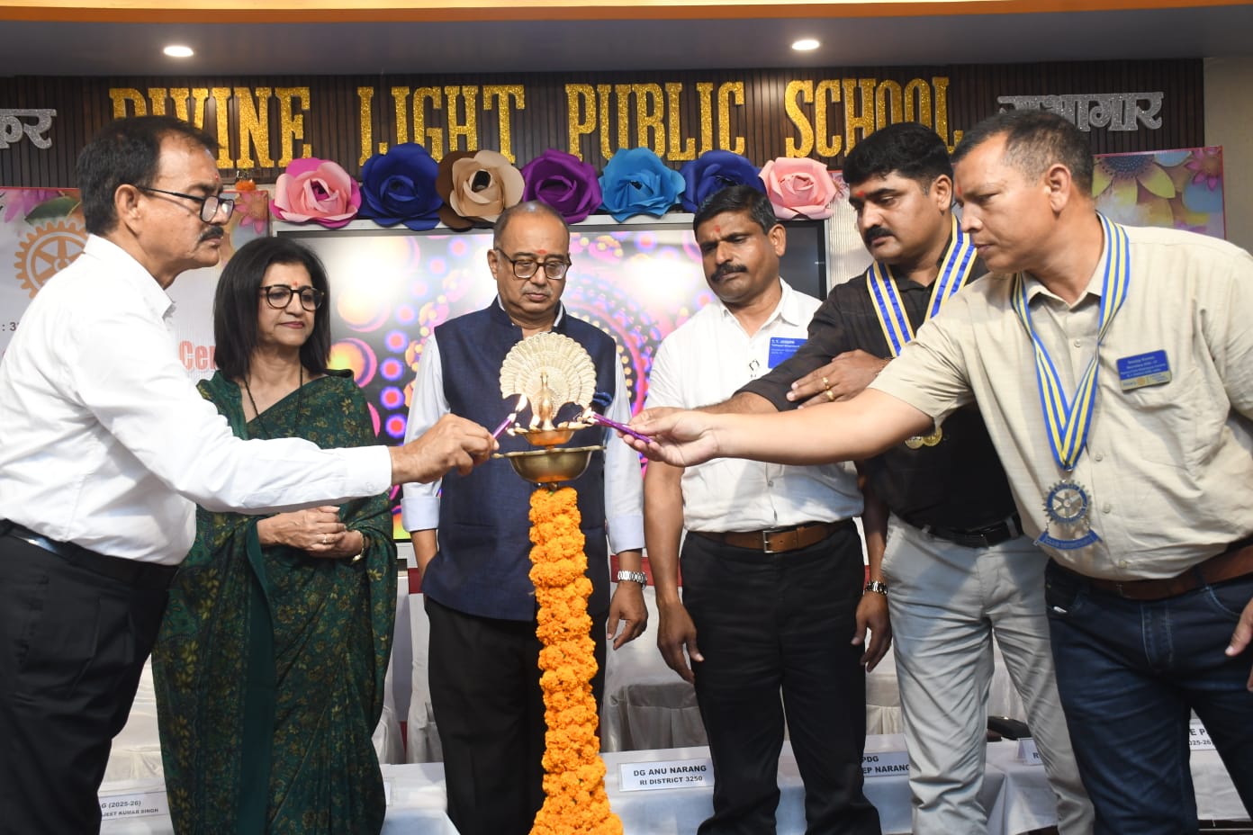 रोटरी क्लब शेखपुरा की नई टीम तैयार, रोहित सिंह अध्यक्ष, संजय कुमार सचिव व शंभू प्रसाद कोषाध्यक्ष बने