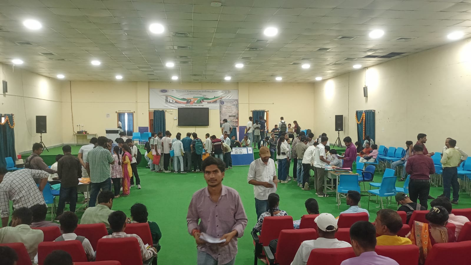 सीवान गवर्नमेंट इंजीनियरिंग कॉलेज में BTech नामांकन शुरू, पहले ही दिन 35% सीटें फुल, 360 सीटों पर चल रही एडमिशन प्रक्रिया