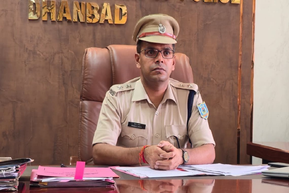 धनबाद के एसएसपी प्रभात कुमार. फोटो: प्रभात खबर