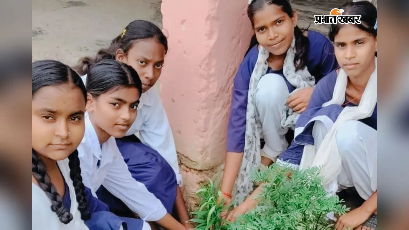 'जल है तो जीवन है', गोपालगंज के सरकारी स्कूलों में बच्चों ने रैली निकाल लोगों को जल संरक्षण के प्रति किया जागरूक