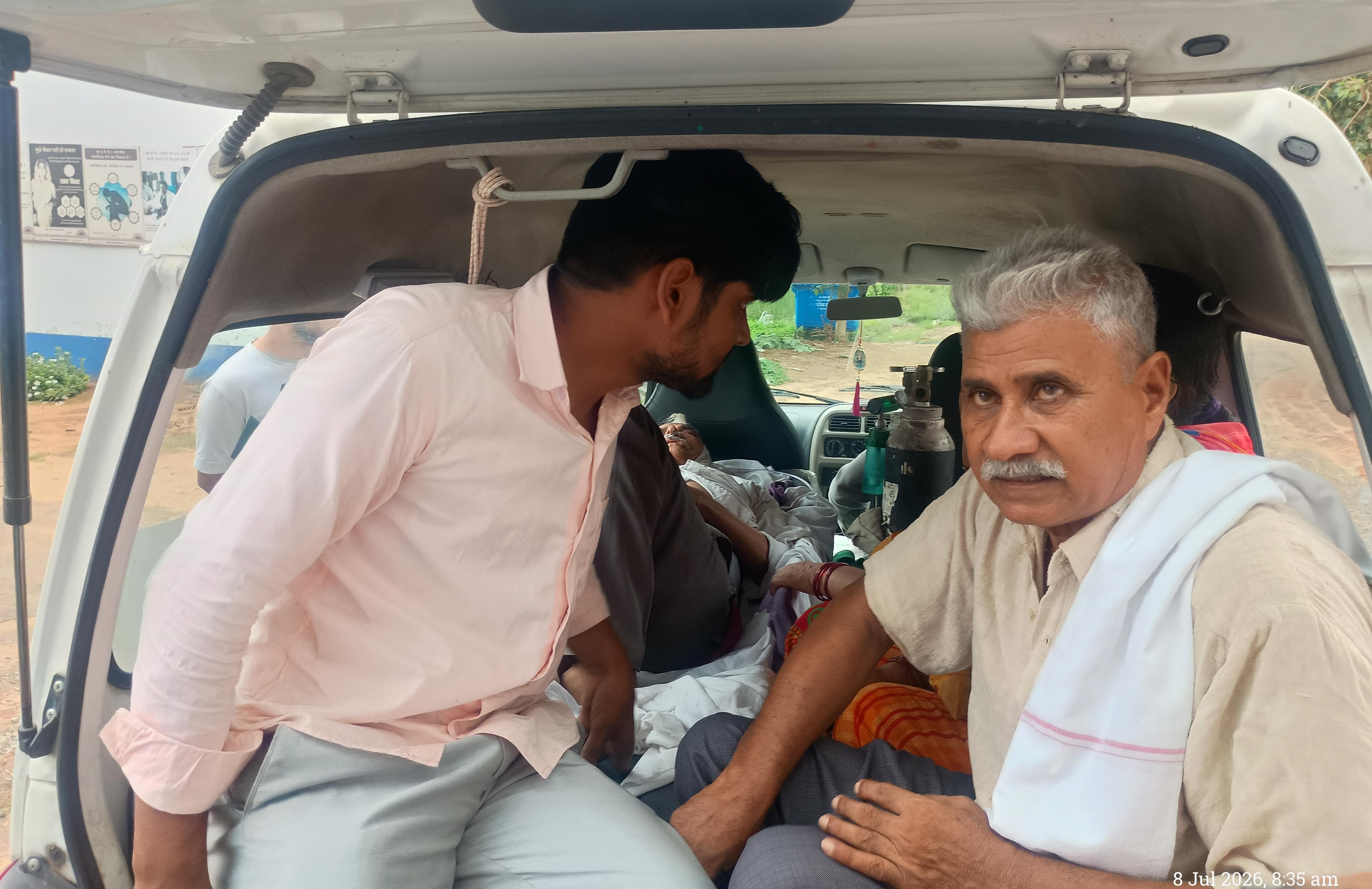 औरंगाबाद में दूध लेने निकले बुजुर्ग को बाइक ने मारी टक्कर, सिर में गंभीर चोट, हायर सेंटर रेफर