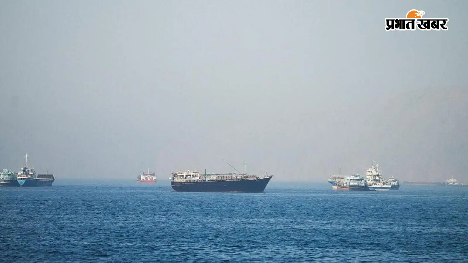 Hormuz Strait Crisis: कतर ने तेल टैंकर पर हमले के बाद दी कड़ी प्रतिक्रिया, कहा- ईरान पूरी तरह से जिम्मेदार