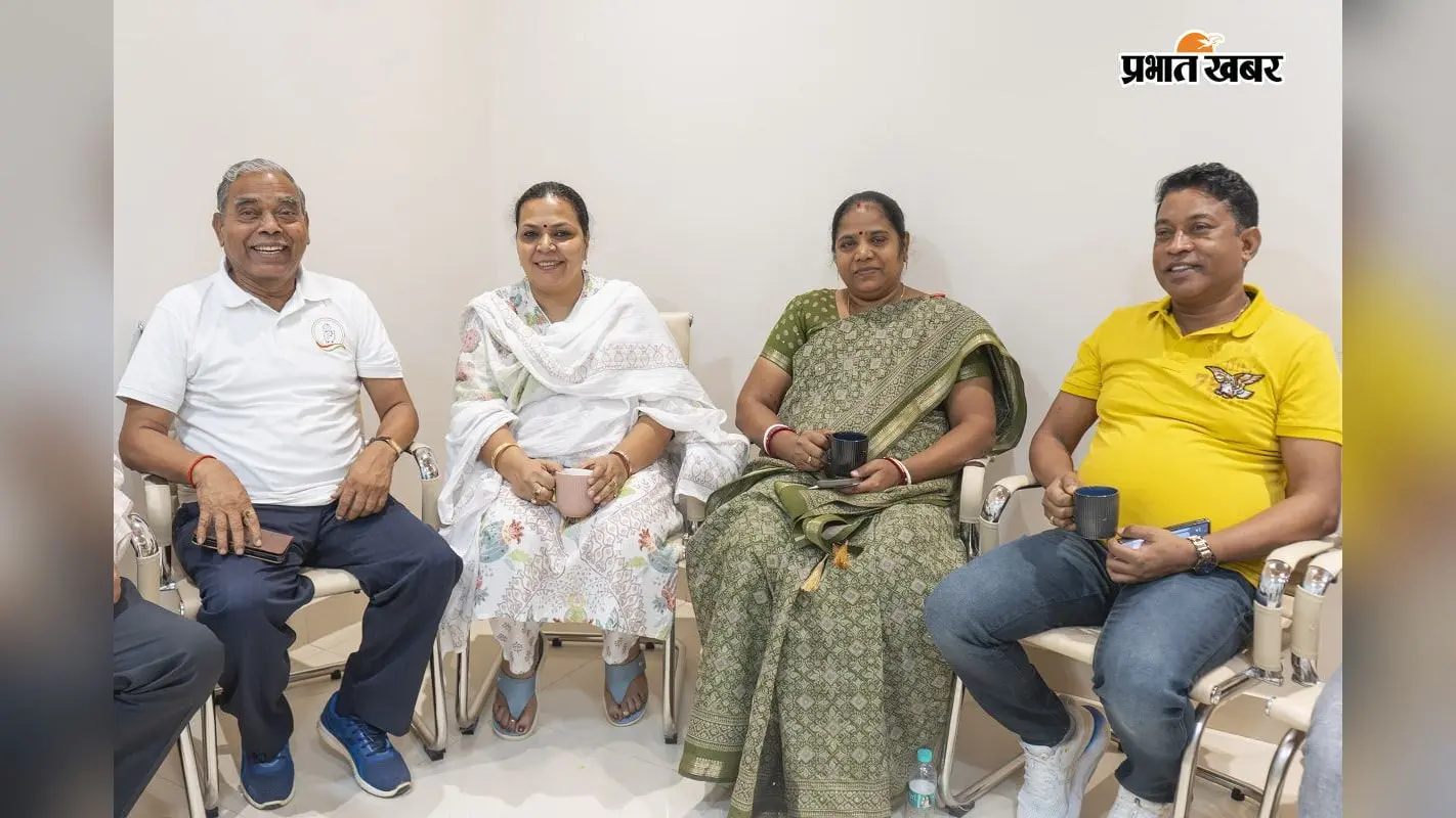 'मंत्री महोदया, सिमडेगा के गांवों को टापू बनने से बचाएं', दीपिका पांडेय सिंह से मिले विधायक भूषण बाड़ा