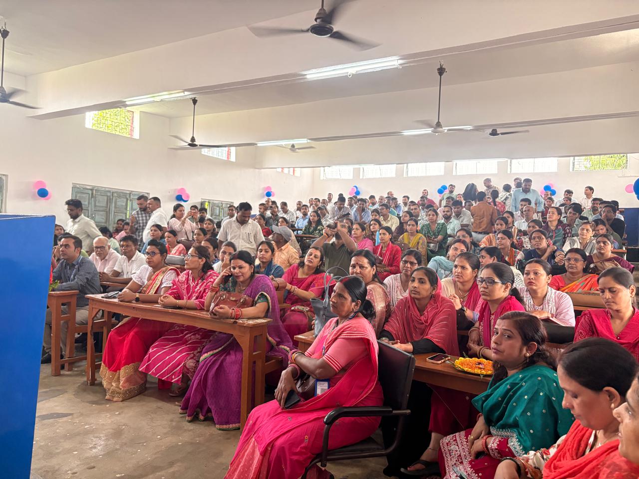 बेगूसराय: कार्यक्रम में बोले-डीईओ शिक्षकों को विद्यालय व छात्र-छात्राओं के प्रति समर्पित रहने की जरूरत