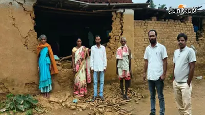 लोहरदगा की चीरी पंचायत में हाथियों ने उजाड़े घर, अनाज चट, ग्रामीणों में दहशत