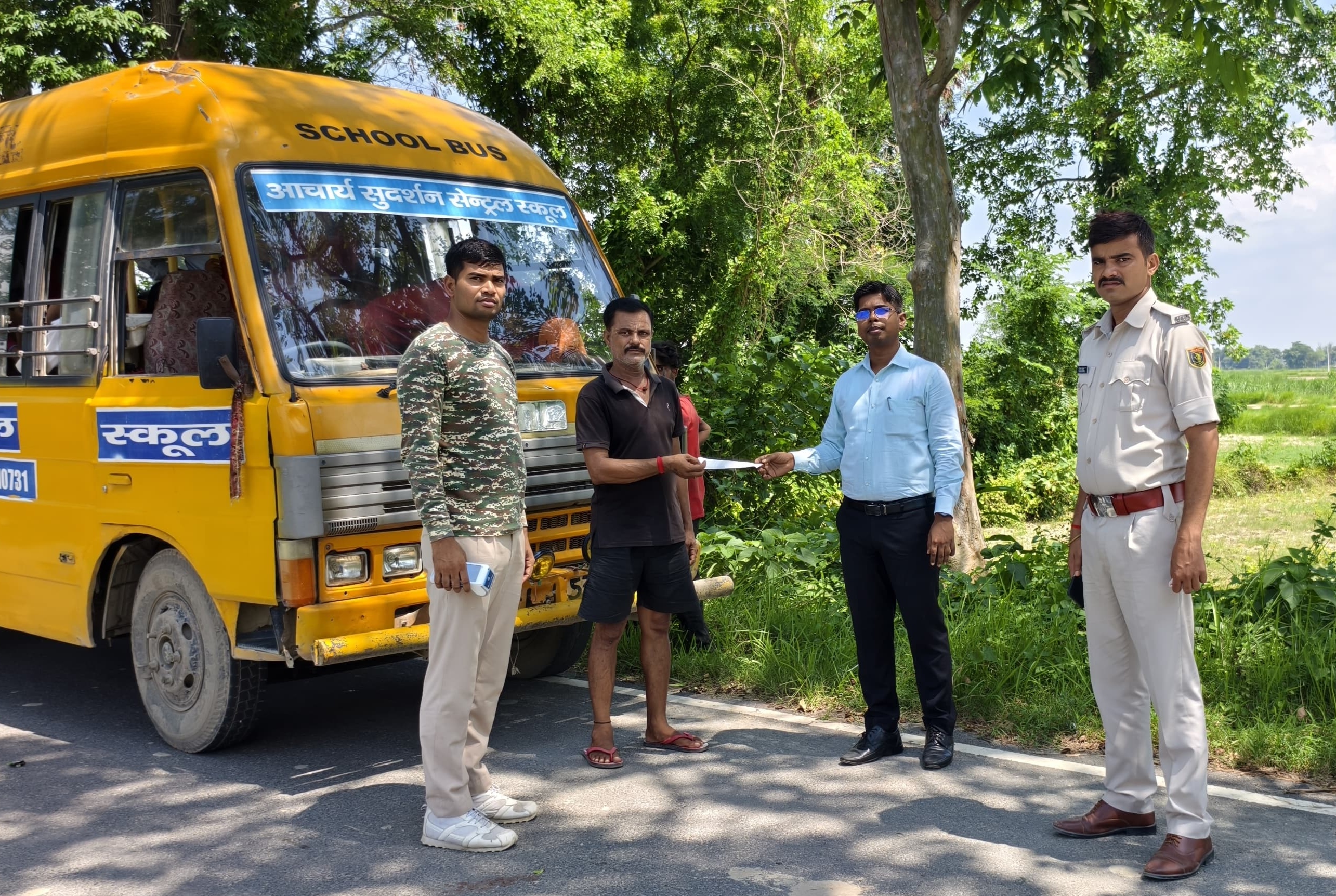 शिवहर में सघन वाहन जांच अभियान, नियमों का उल्लंघन करने वालों से 89 हजार रुपये जुर्माना वसूला