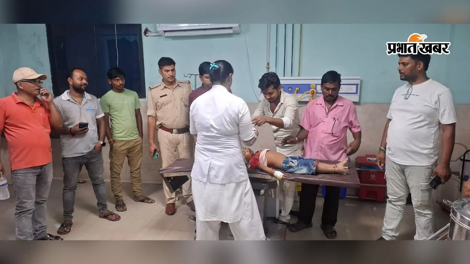 एनएच-327ई पर तेज रफ्तार वाहन ने बाइक को मारी टक्कर, युवक की मौत, पांच वर्षीय बच्चा गंभीर