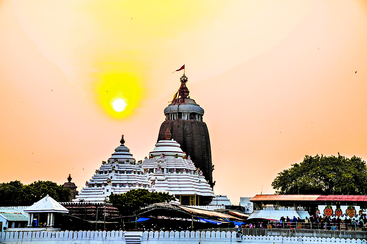 Bhubaneswar News: पुरी रथ यात्रा की सुरक्षा के लिए 12 हजार पुलिसकर्मी, ड्रोन और एंटी-ड्रोन उपकरणों की होगी तैनाती