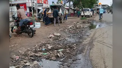 अतिक्रमण और गंदगी से कराह रहा बाराहाट बाजार, हर दिन जाम और दुर्गंध से जूझ रहे लोग