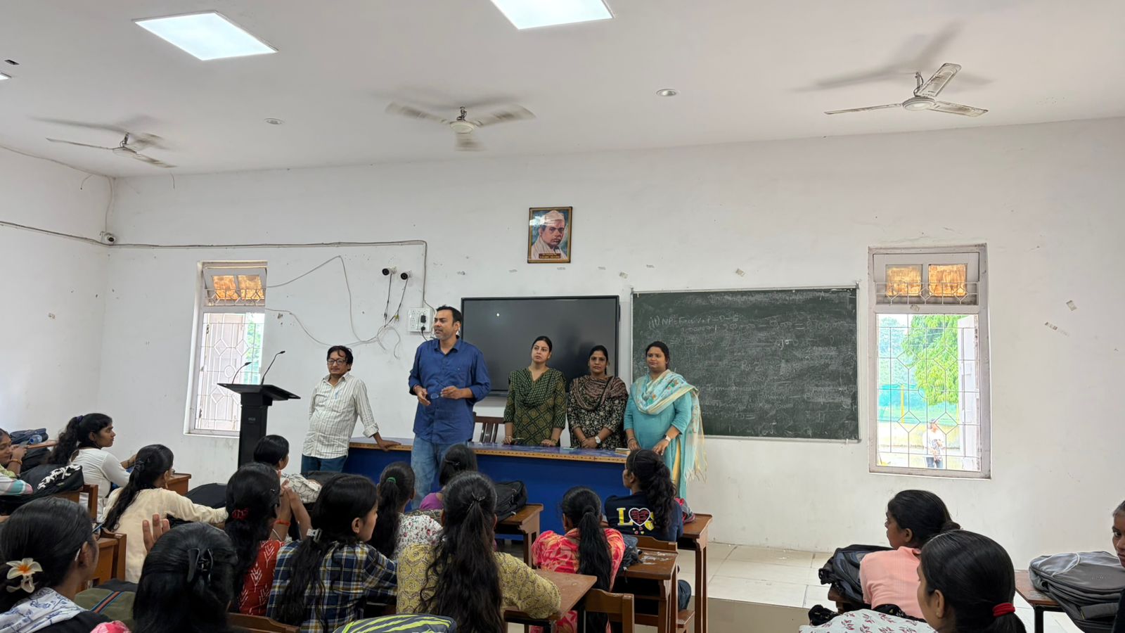 आरडीएस कॉलेज में इंटर्नशिप अवेयरनेस प्रोग्राम, बीकॉम छात्रों को मिले कॉरपोरेट जगत के गुर