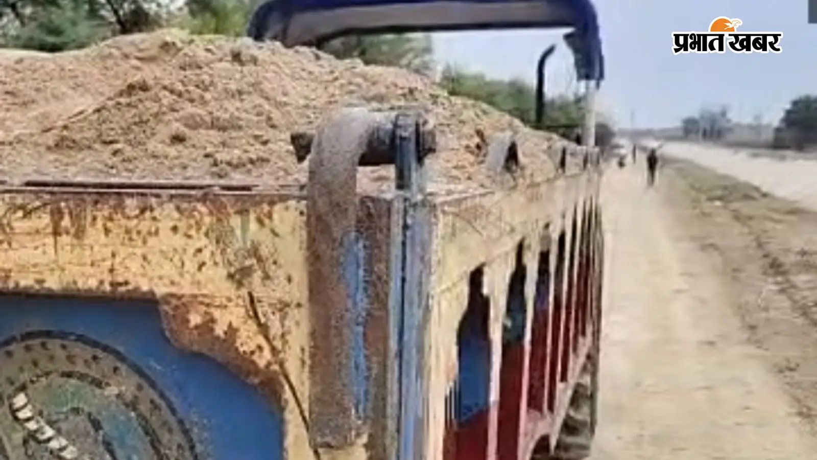 गया जी : गुरुआ में अवैध बालू परिवहन पर कार्रवाई, पुलिस ने जब्त किया ट्रैक्टर, अब खनन विभाग लेगा एक्शन