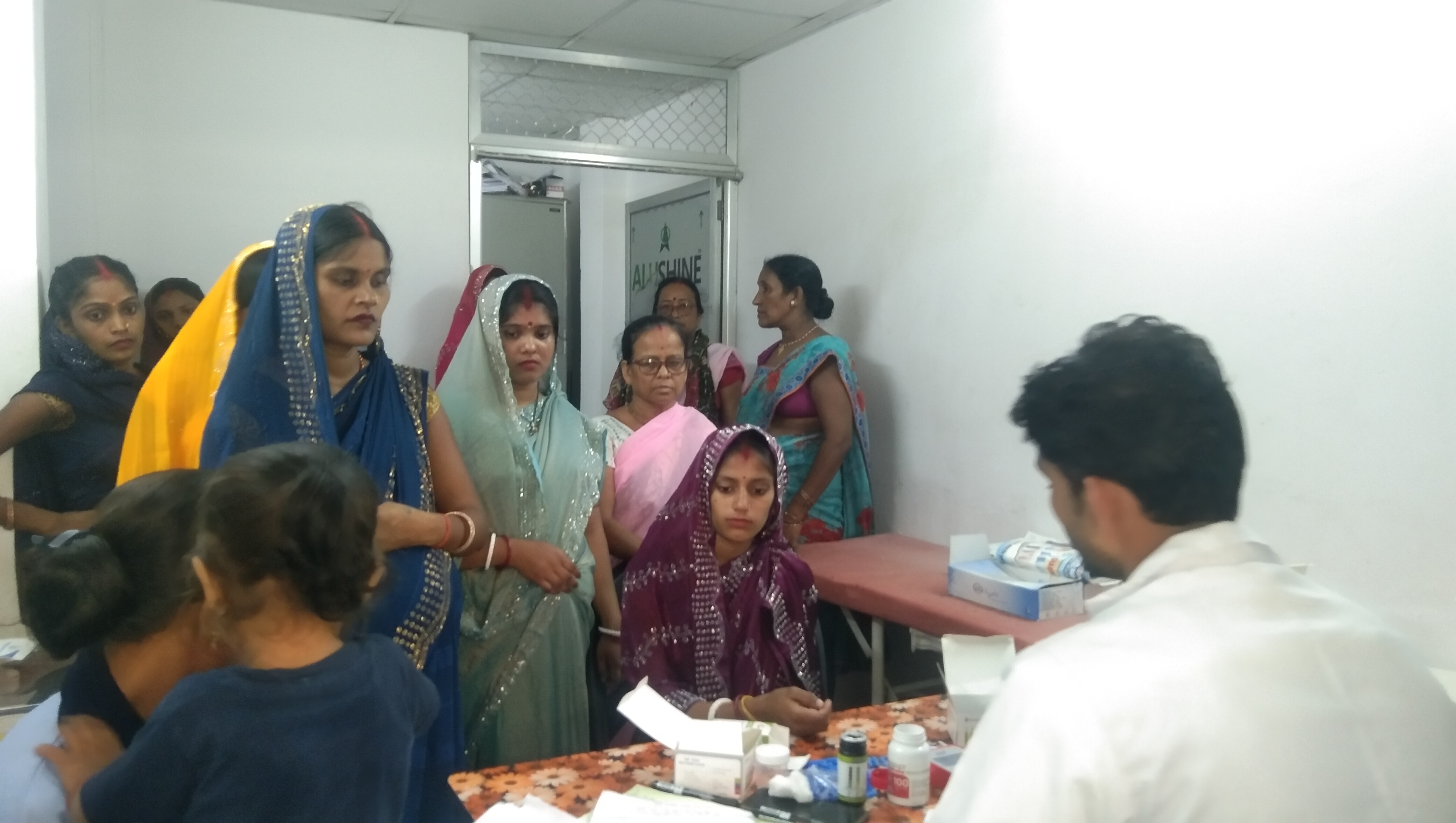 मातृत्व सुरक्षा के लिए लगी शिविर