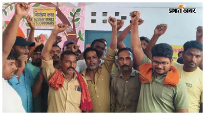 नहर सफाई के दौरान सफाई कर्मी से मारपीट, कार्रवाई की मांग को लेकर प्रदर्शन