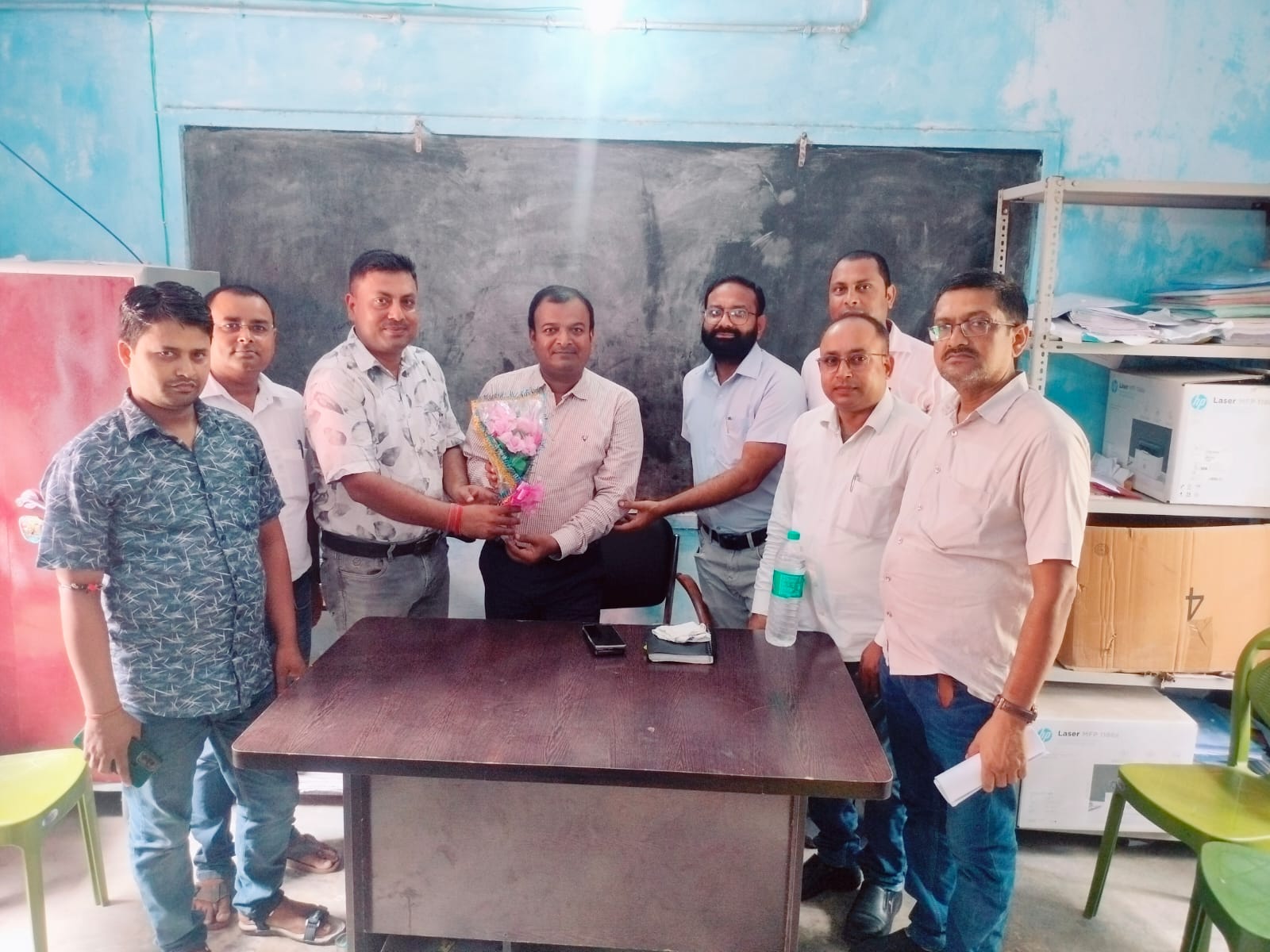 छौड़ाही में एमओ मो.तैय्यब हुसैन ने संभाला प्रखंड शिक्षा पदाधिकारी का अतिरिक्त प्रभार