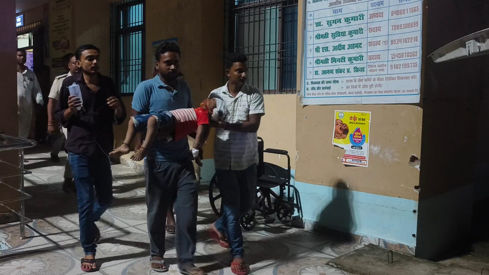 हैरियर कार की टक्कर से बाइक सवार युवक की मौत, 5 वर्षीय मासूम गंभीर, चालक वाहन छोड़कर फरार