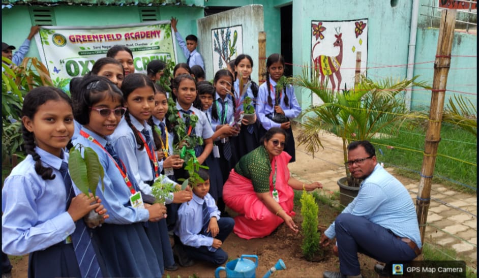 वन महोत्सव सप्ताह के तहत ग्रीनफील्ड एकेडमी में पौधारोपण, कई कार्यक्रम संपन्न