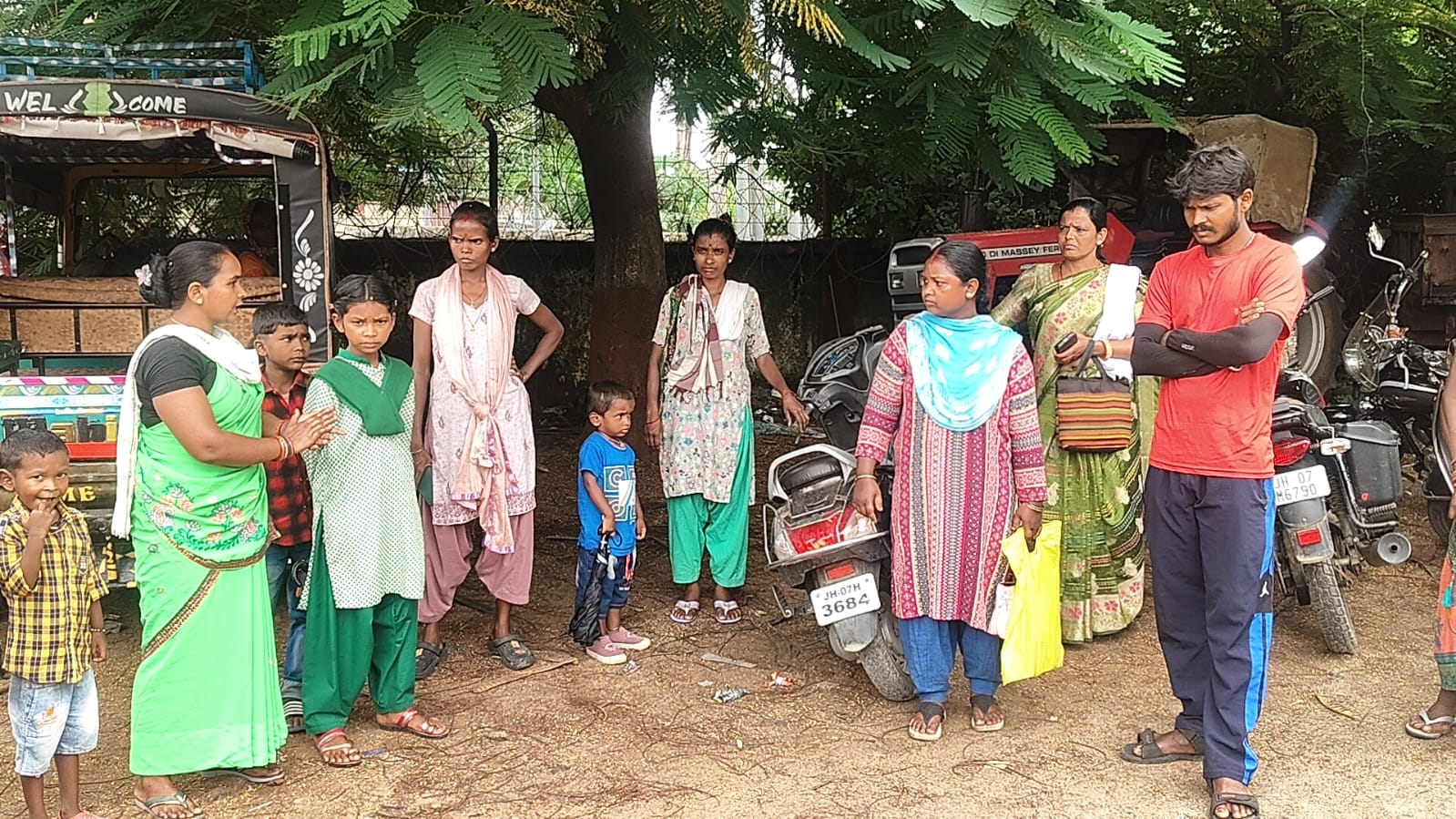 पहली पत्नी को भाभी बता तीसरी से रचाई शादी, फिर दूसरी पत्नी के साथ फरार