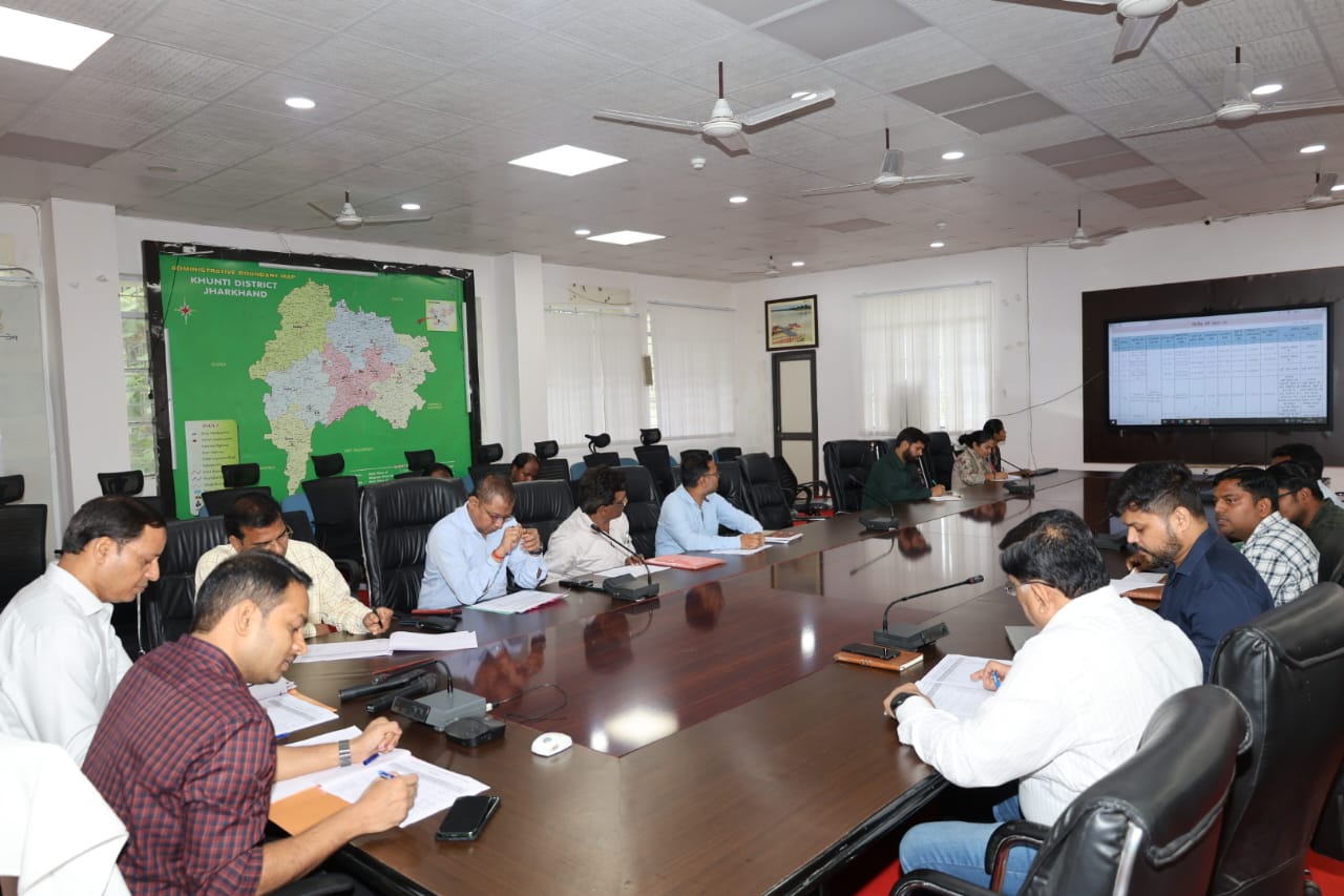 मोबाइल हेल्थ यूनिट का संचालन तय रोस्टर के अनुरूप करें : डीसी