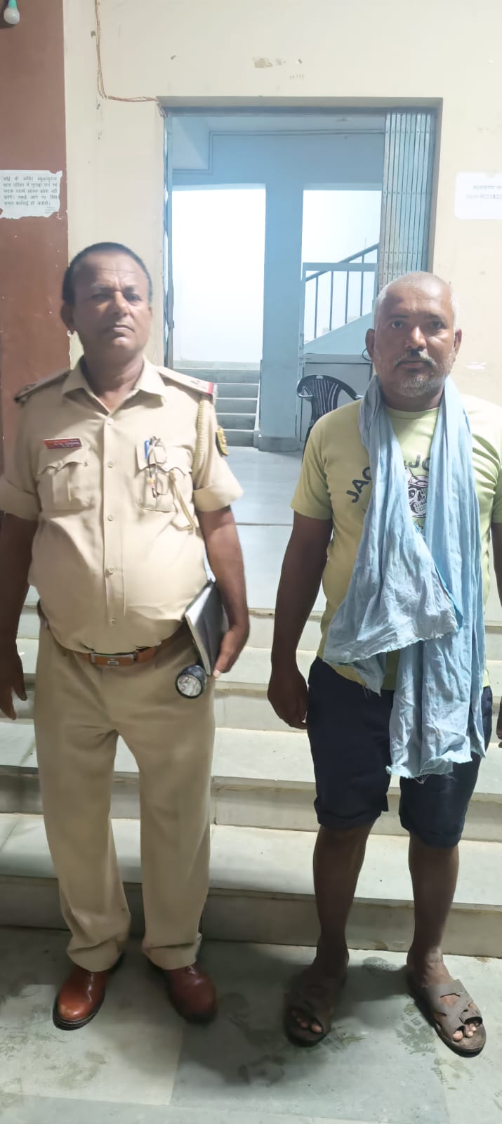 ''डायन'' बताकर महिला को जहर पिलाने का आरोप, नामजद अब भी फरार