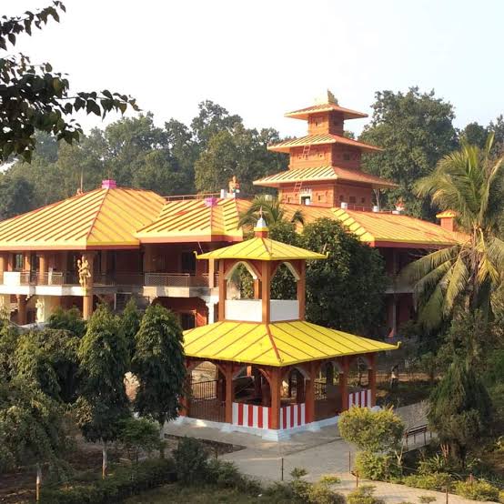 आस्था, अध्यात्म और ईको-टूरिज्म का अद्भुत केंद्र बना वाल्मीकि धाम, उमड़ रहे कई राज्यों के पर्यटक