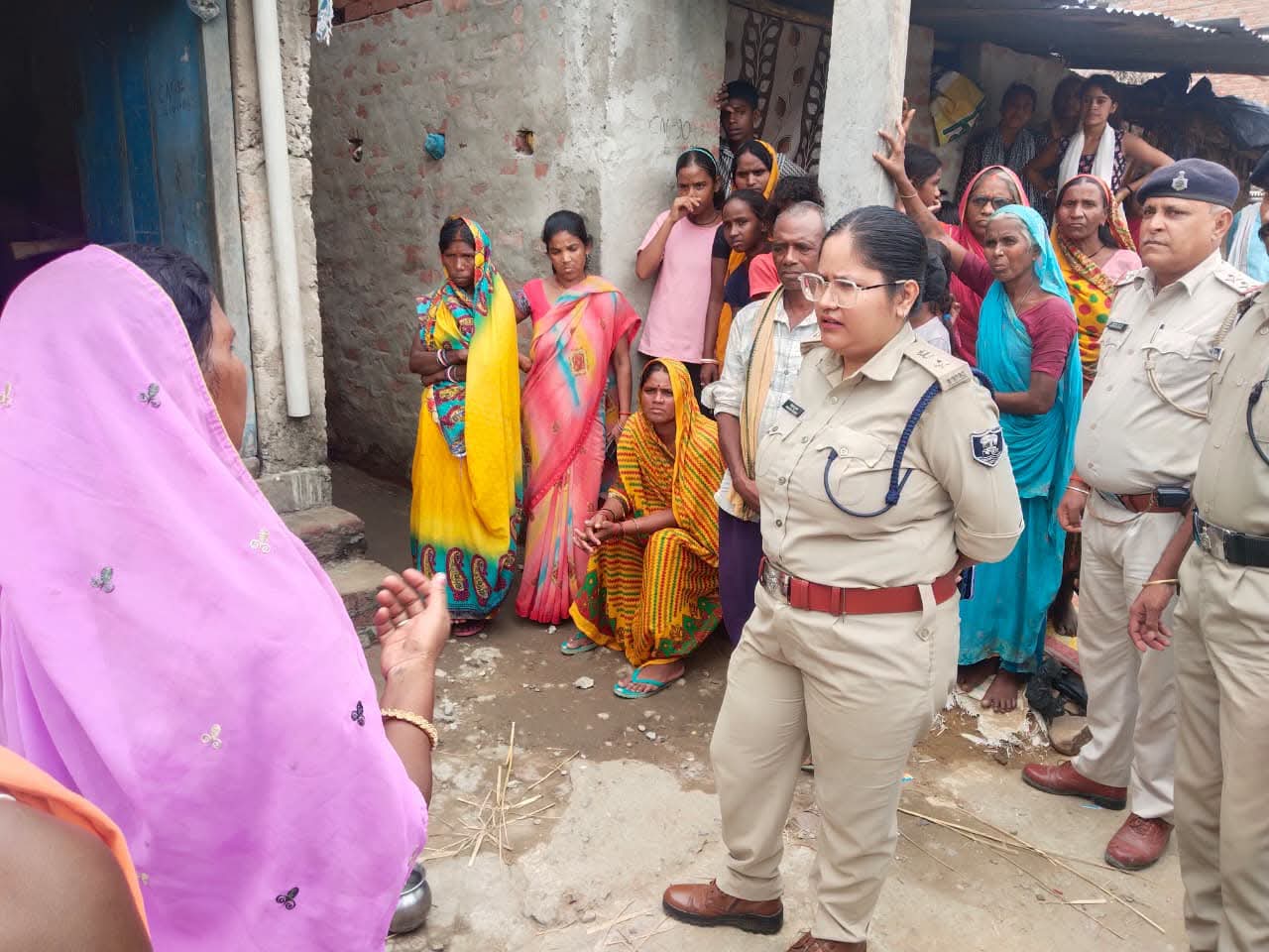 सूर्यगढ़ा में सनसनीखेज वारदात: संतान न होने पर पति ने पत्नी को कुल्हाड़ी से काटा, घर में ही दफनाया