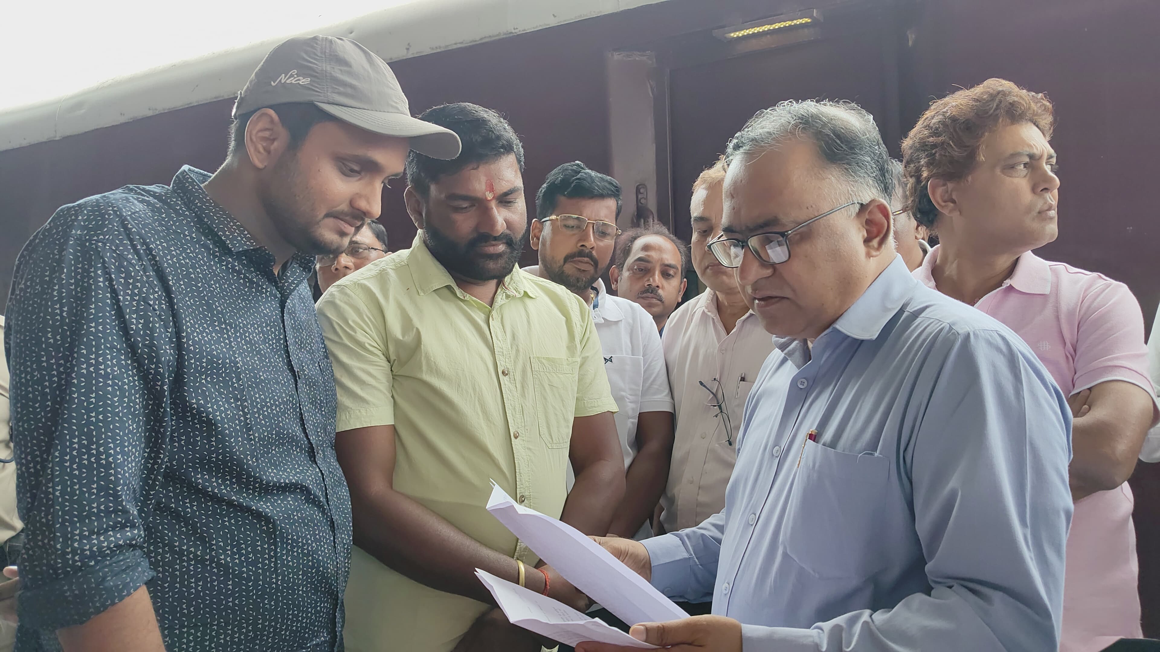 राघोपुर तक मेमू स्पेशल विस्तार की मांग तेज, सावन से पहले निर्णय की उठी मांग
