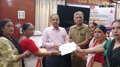 गया जी : 19 सूत्री मांगों को लेकर आंगनबाड़ी सेविका-सहायिकाओं का प्रदर्शन, काला दिवस मनाया