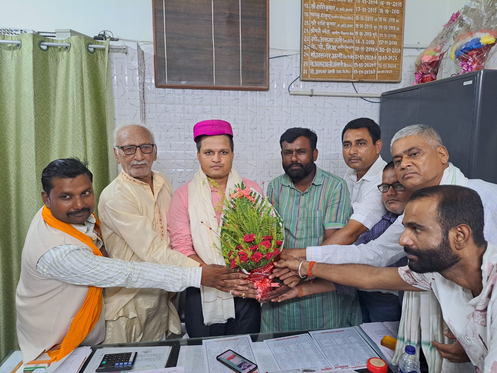 स्थानांतरण पर बीडीओ रोहित कुमार साह को मुखिया संघ ने दी भावभीनी विदाई