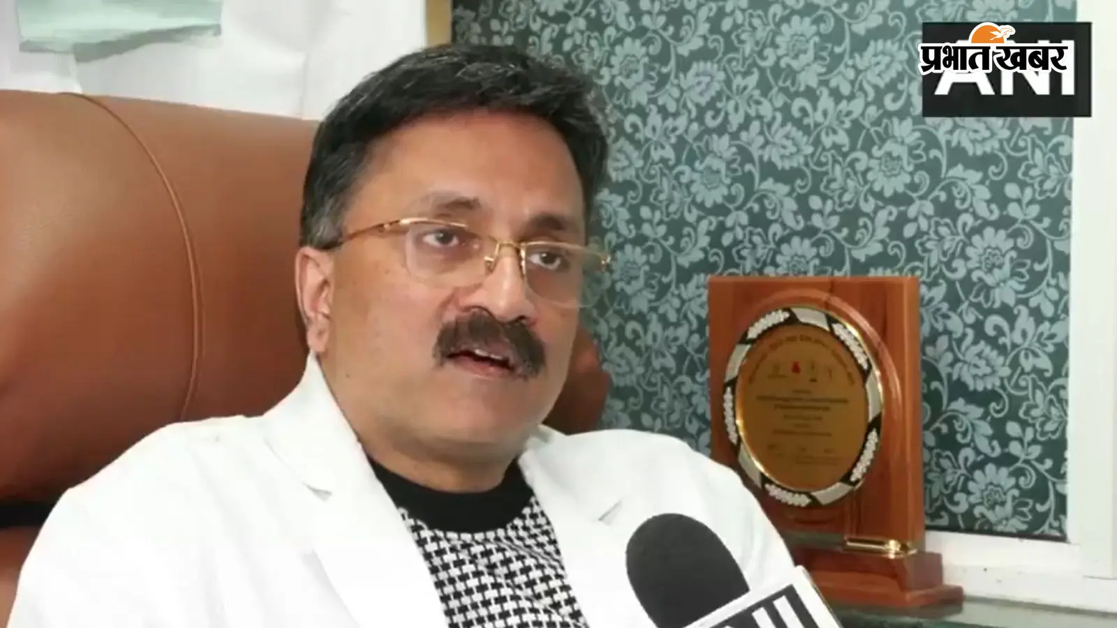 AI से बन रहीं फर्जी डॉक्टर की पर्चियां, क्या फेल हो जाएंगे सरकार के नए नियम?