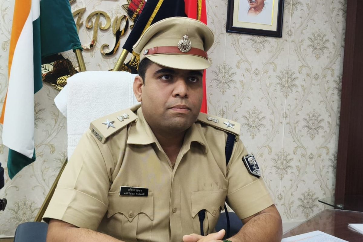 एसपी अमितेश कुमार.