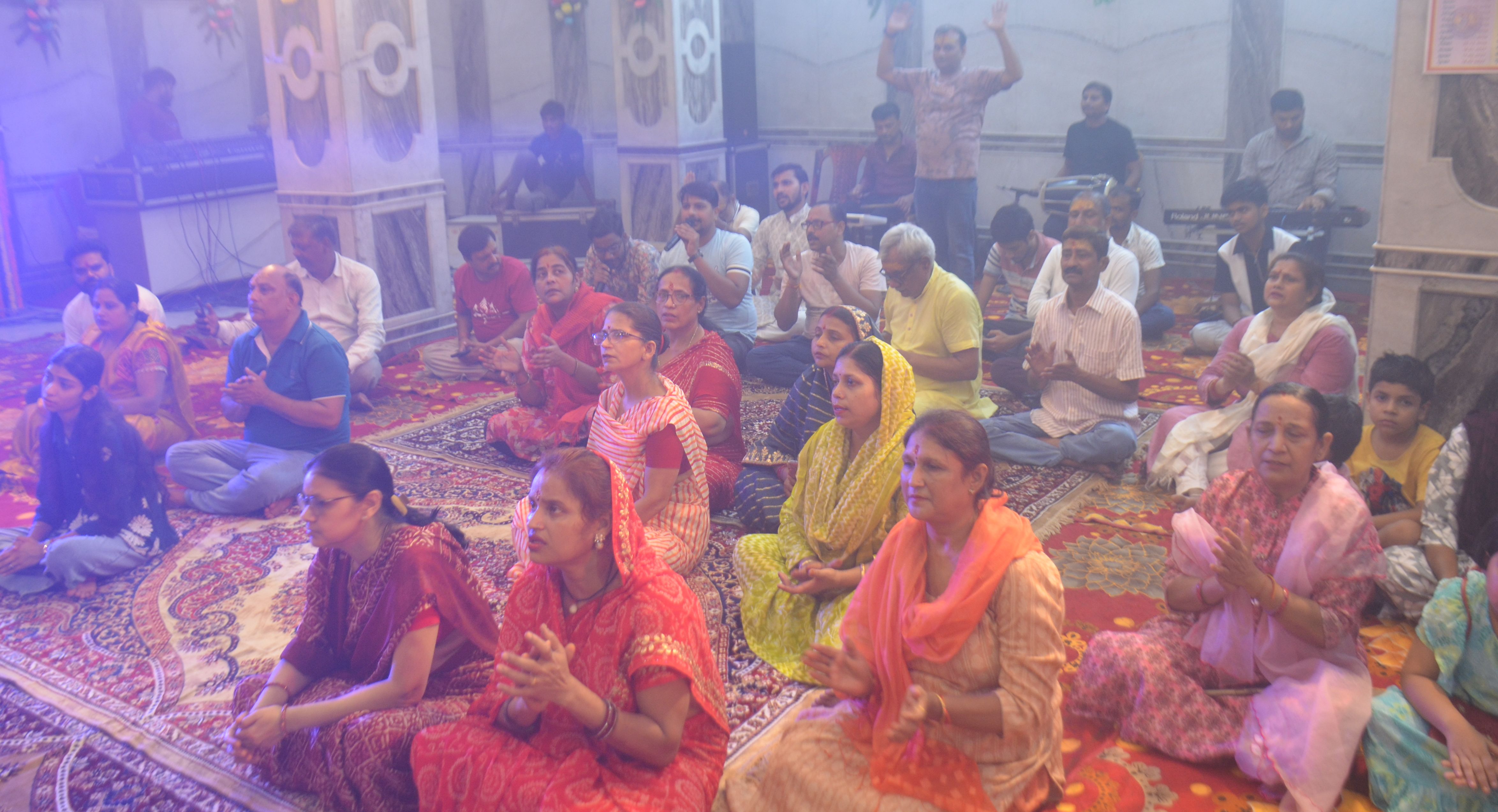 भागलपुर के चुनिहारी टोला खाटू श्याम मंदिर में 17वां प्राण प्रतिष्ठा समारोह: छप्पन भोग के साथ सजी भजनों की महफिल