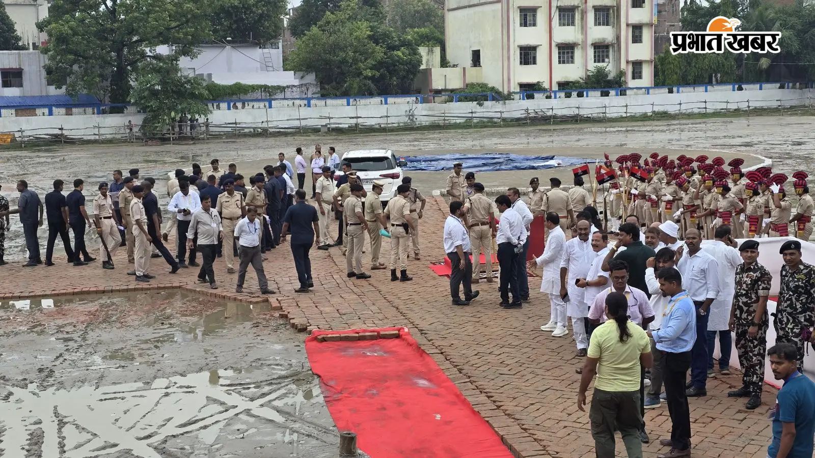 बारिश के बीच एक घंटा आगे बढ़ा मुख्यमंत्री का कार्यक्रम, अब इतने बजे पहुंचेंगे हाजीपुर, प्रशासन हाई अलर्ट