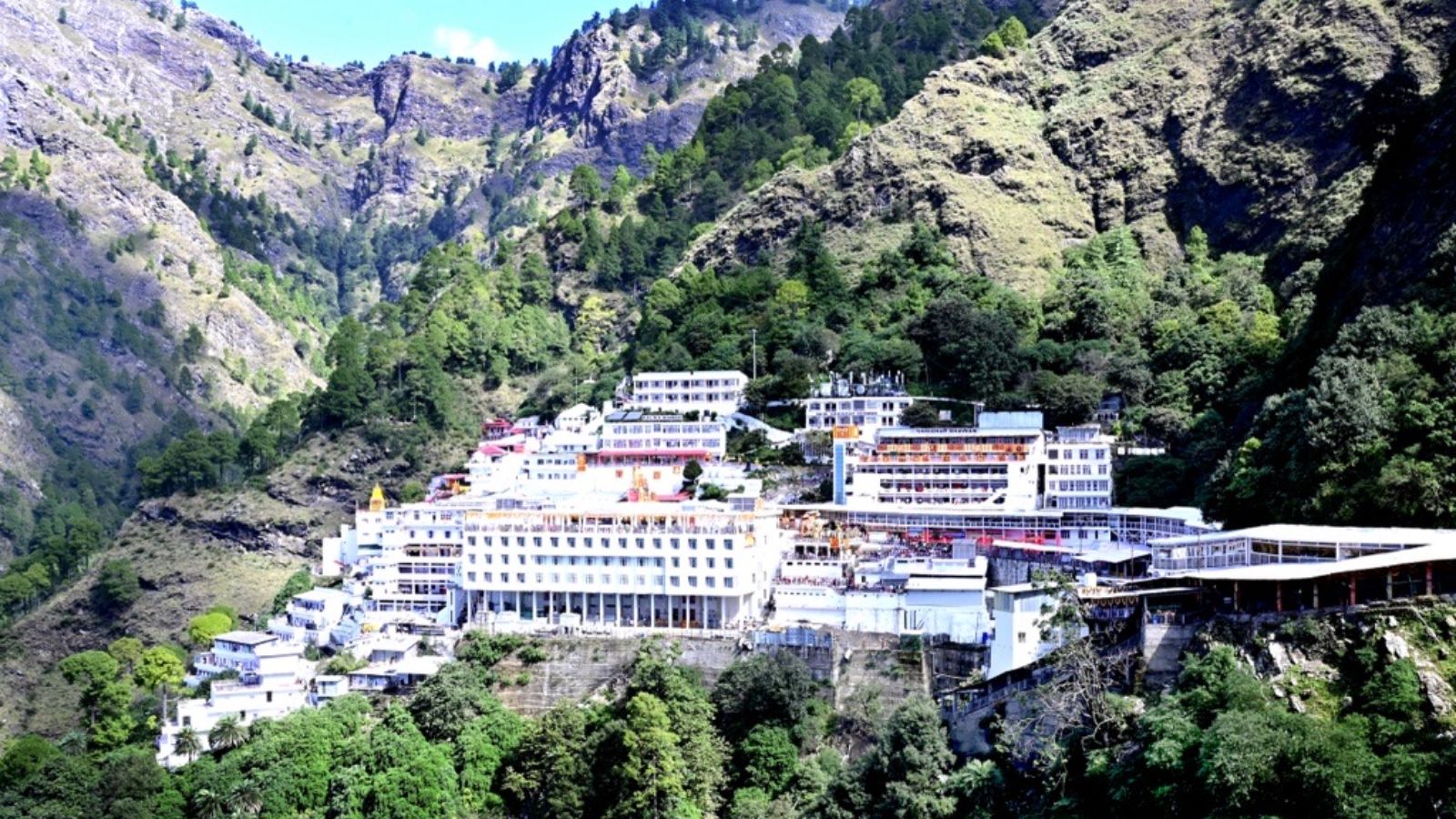 श्री माता वैष्णो देवी श्राइन (PC: Wikipedia)
