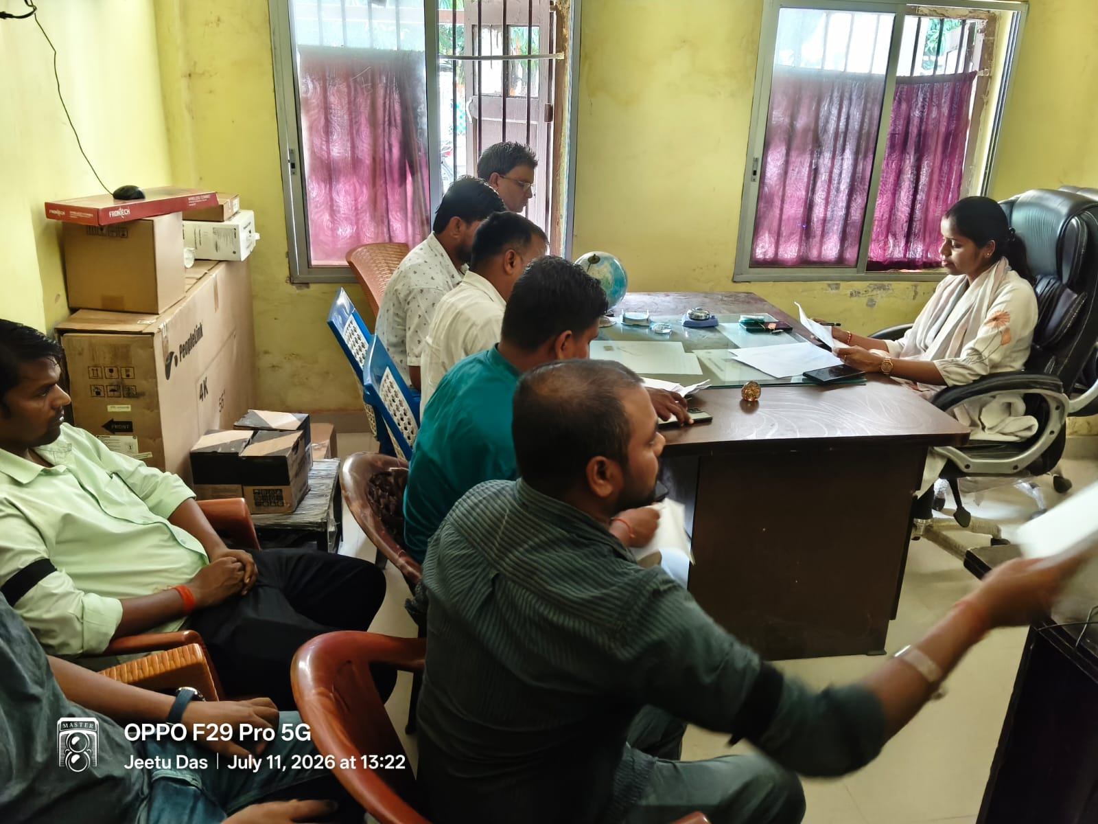 भरगामा की नई सीओ ने संभाला पदभार, राजस्व कर्मियों को दिए पारदर्शी व समयबद्ध कार्य निष्पादन के निर्देश