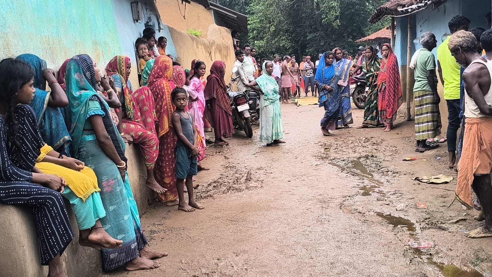 चेन्नई में मजदूर की संदिग्ध मौत, शव गांव पहुंचते ही पसरा मातम