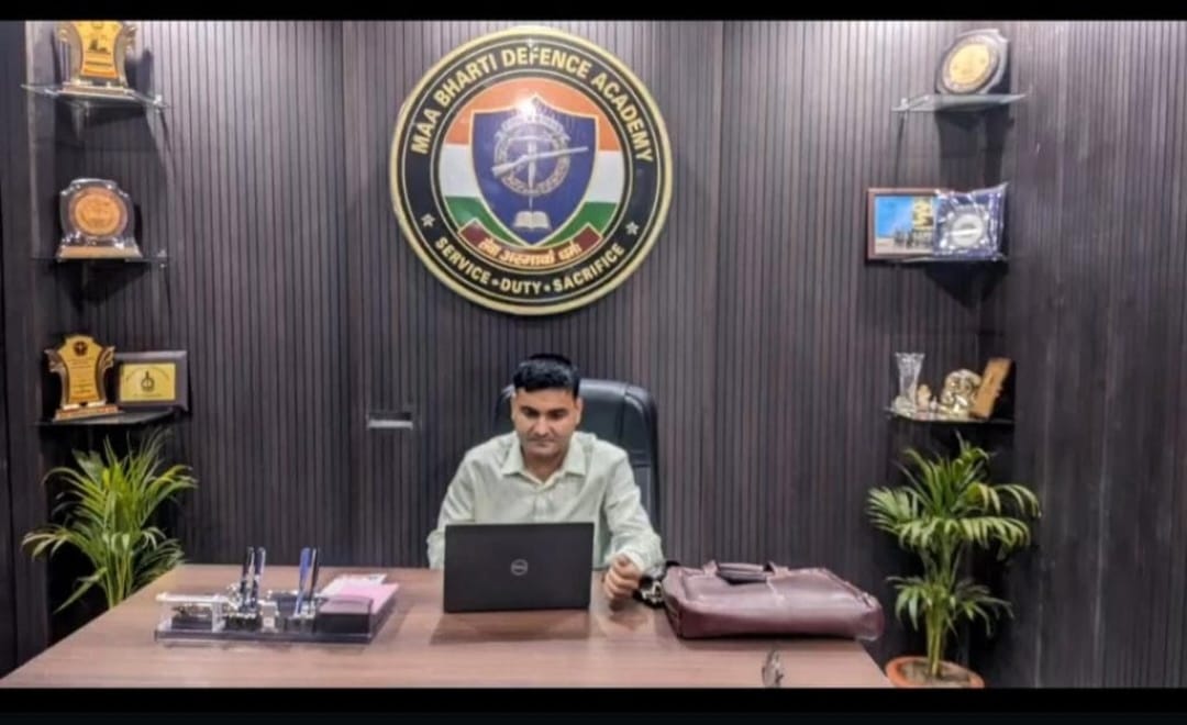 Agniveer News: पूर्व एयर फोर्स अधिकारी बोले, प्रशिक्षित जवानों को 6 से 8 वर्ष तक मिले सेवा का अवसर