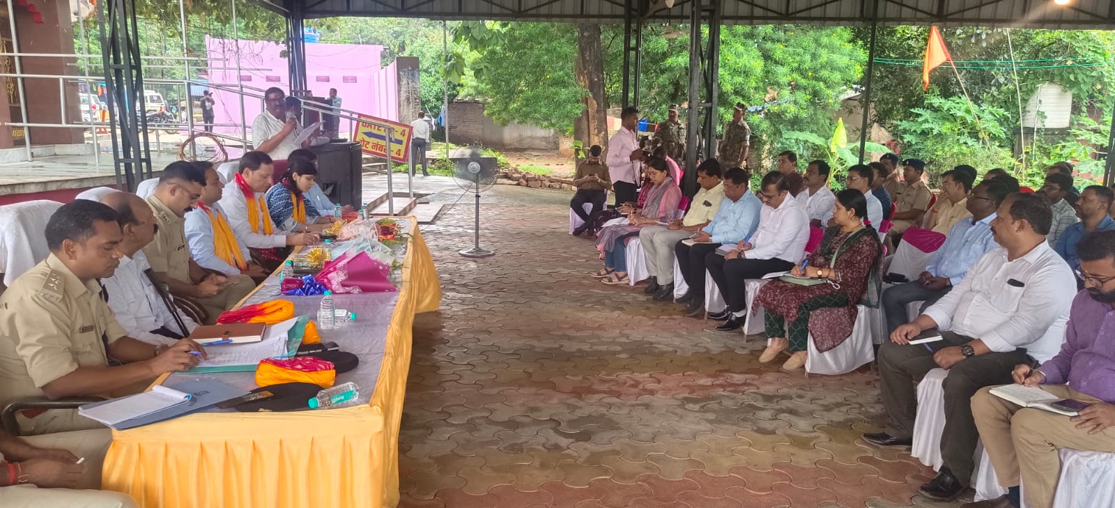 आम्रेश्वर धाम प्रबंध समिति के साथ जिला प्रशासन ने की बैठक