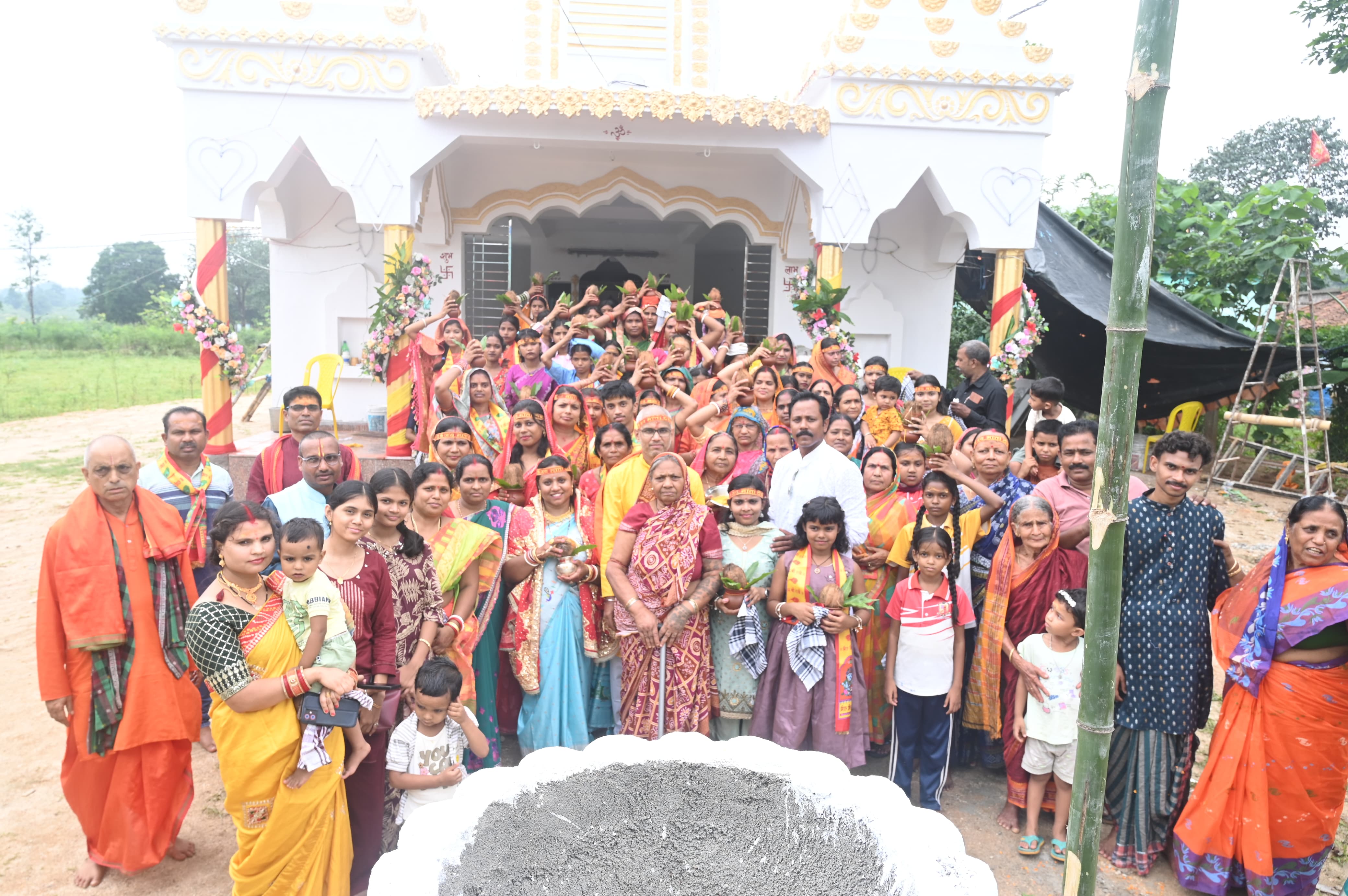 पतिअंमबा में निकाली गयी कलश यात्रा, रविवार को होगी प्राण प्रतिष्ठा