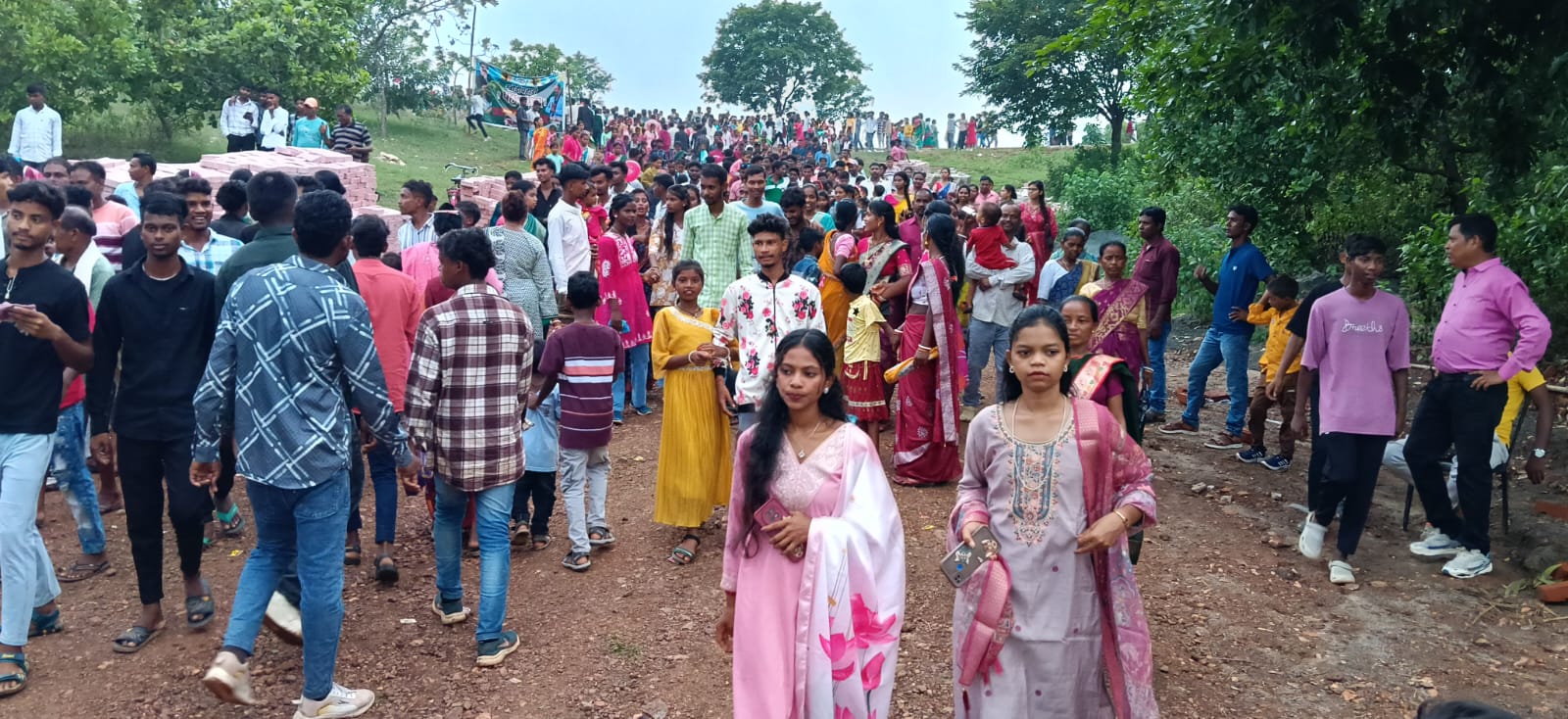 12 मौजा के ग्रामीणों ने की अच्छी बारिश व निरोग काया की कामना